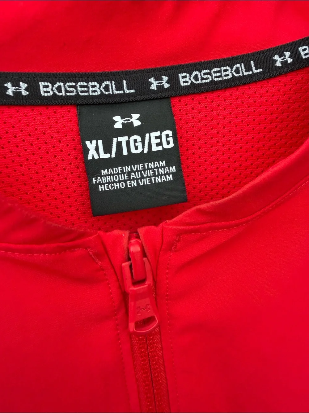 Under Armour Men's Bright Red Long Sleeve Quarter-Zip Pullover